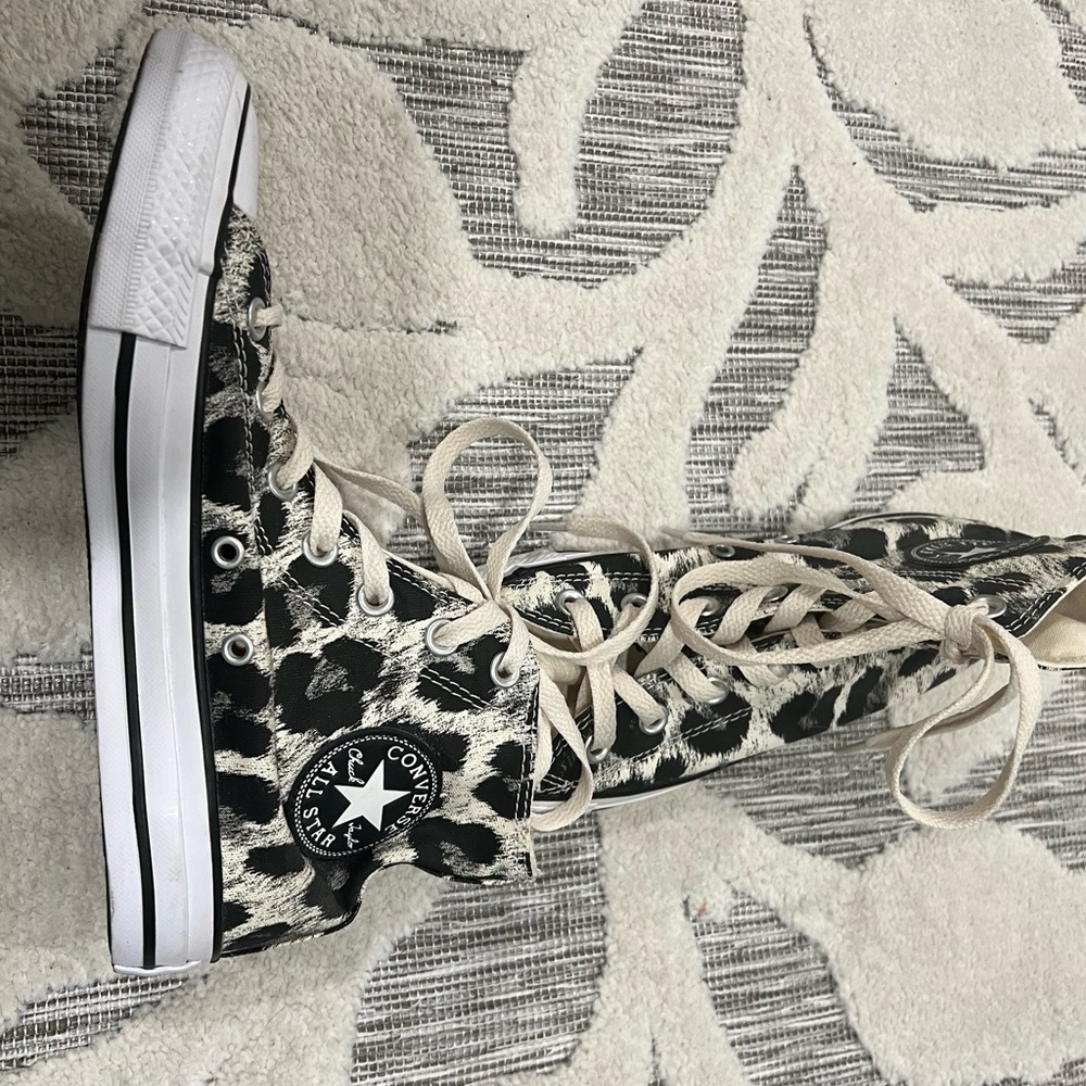 Worn once! Like brand-new! High-top Converse